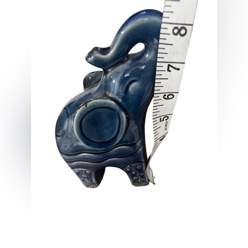 Barinas Elephant Statuaries Crackle Glaze chartreuse green glue color - Picture 3 of 12